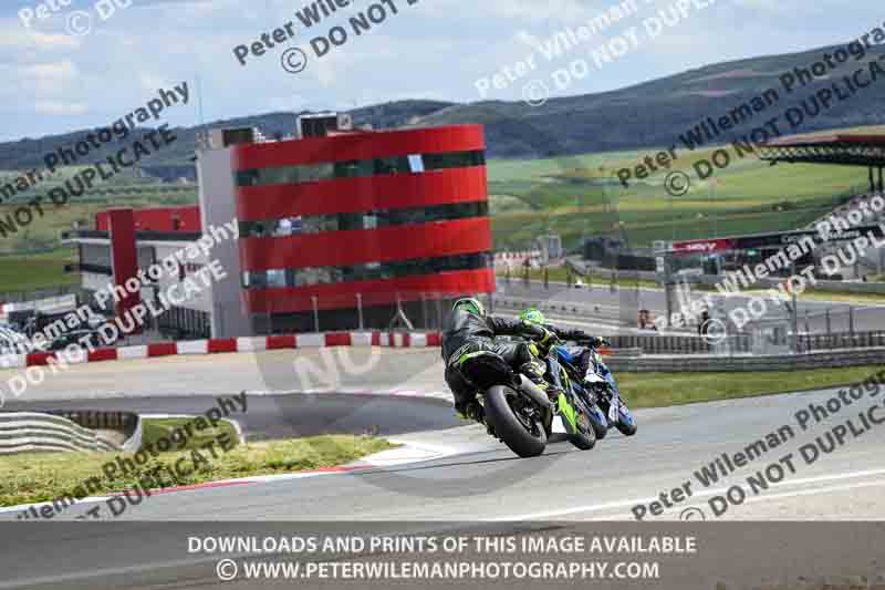 cadwell no limits trackday;cadwell park;cadwell park photographs;cadwell trackday photographs;enduro digital images;event digital images;eventdigitalimages;navarra;no limits trackdays;peter wileman photography;racing digital images;trackday digital images;trackday photos